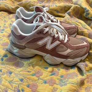 New Balance 9060 - Sparrow/Flat Taupe/Vintage Rose